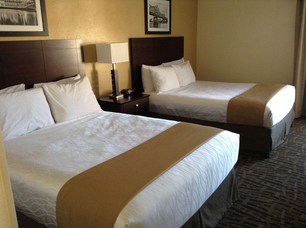 Best Western Plus Peoria Exterior photo