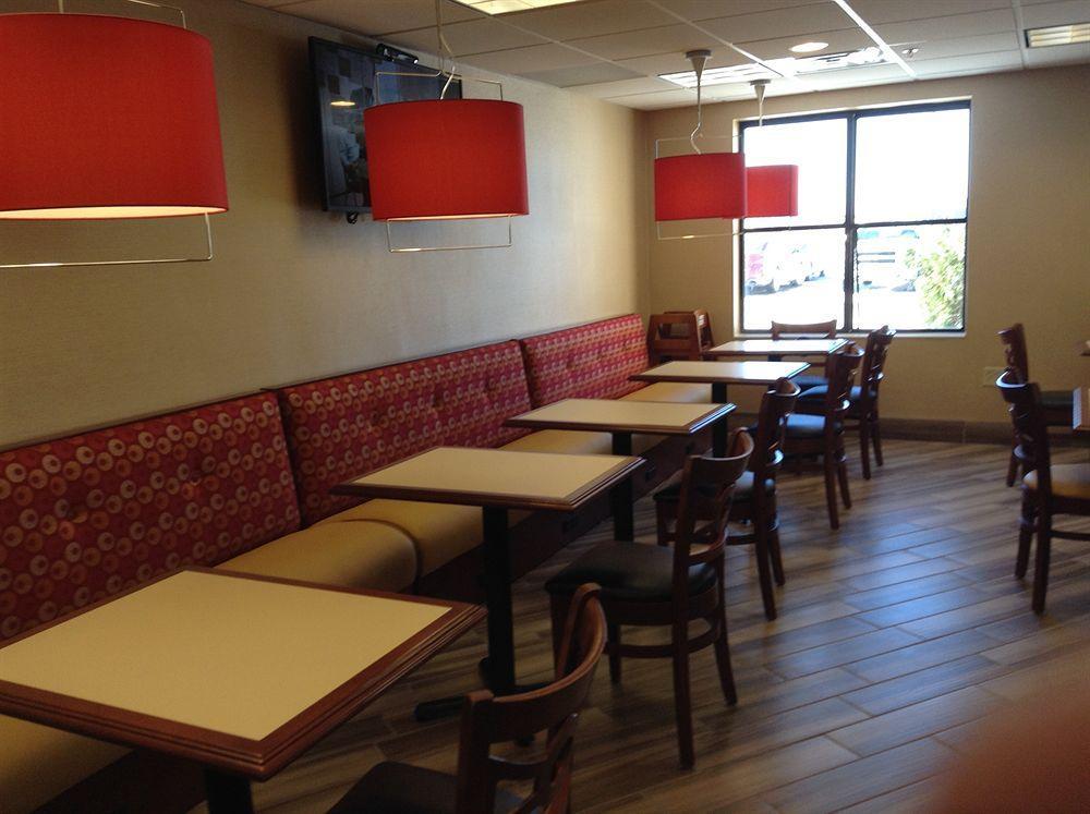 Best Western Plus Peoria Exterior photo