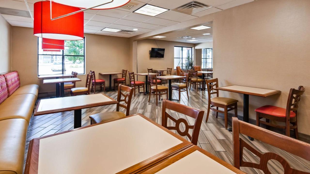 Best Western Plus Peoria Exterior photo