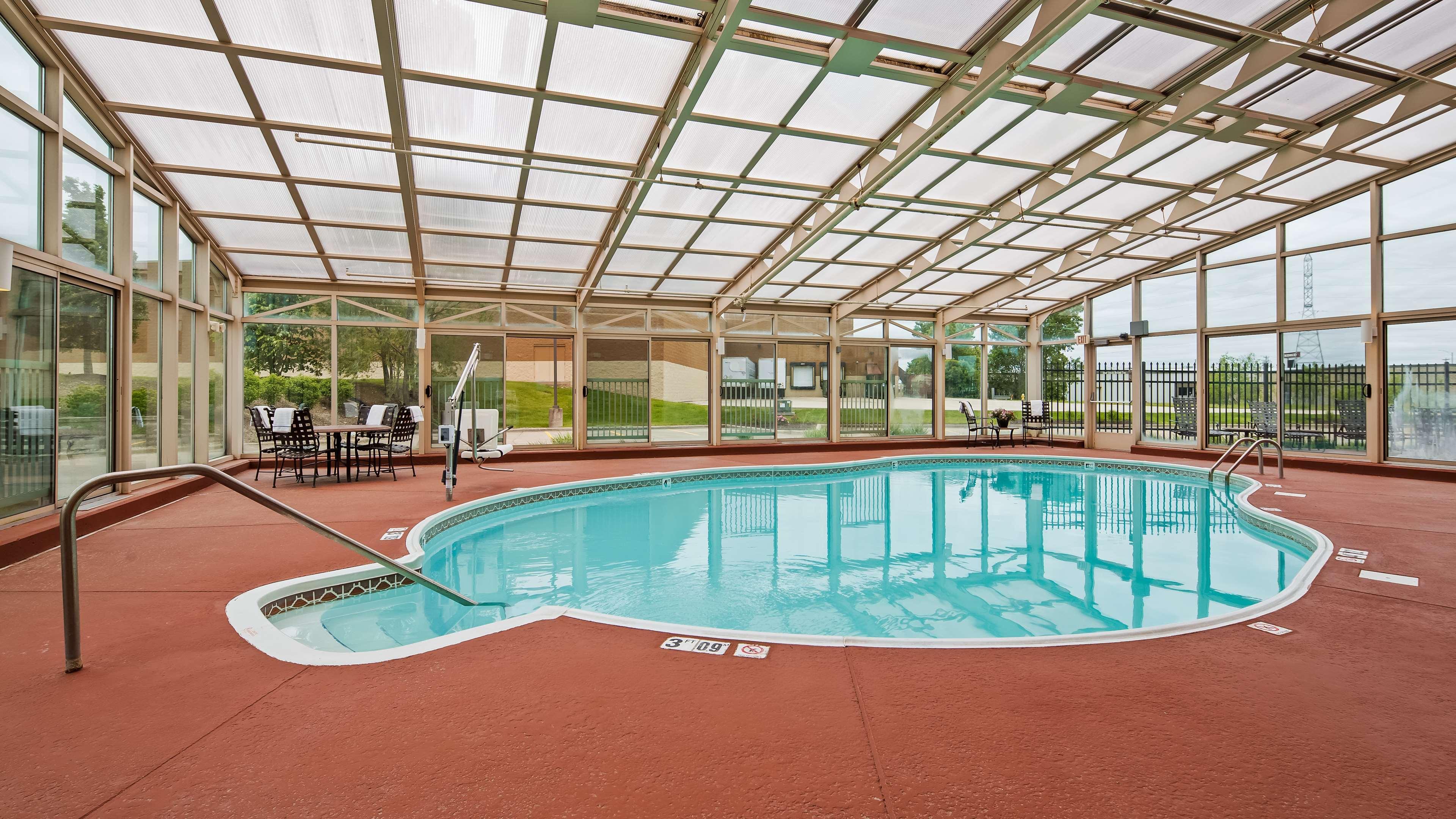 Best Western Plus Peoria Exterior photo