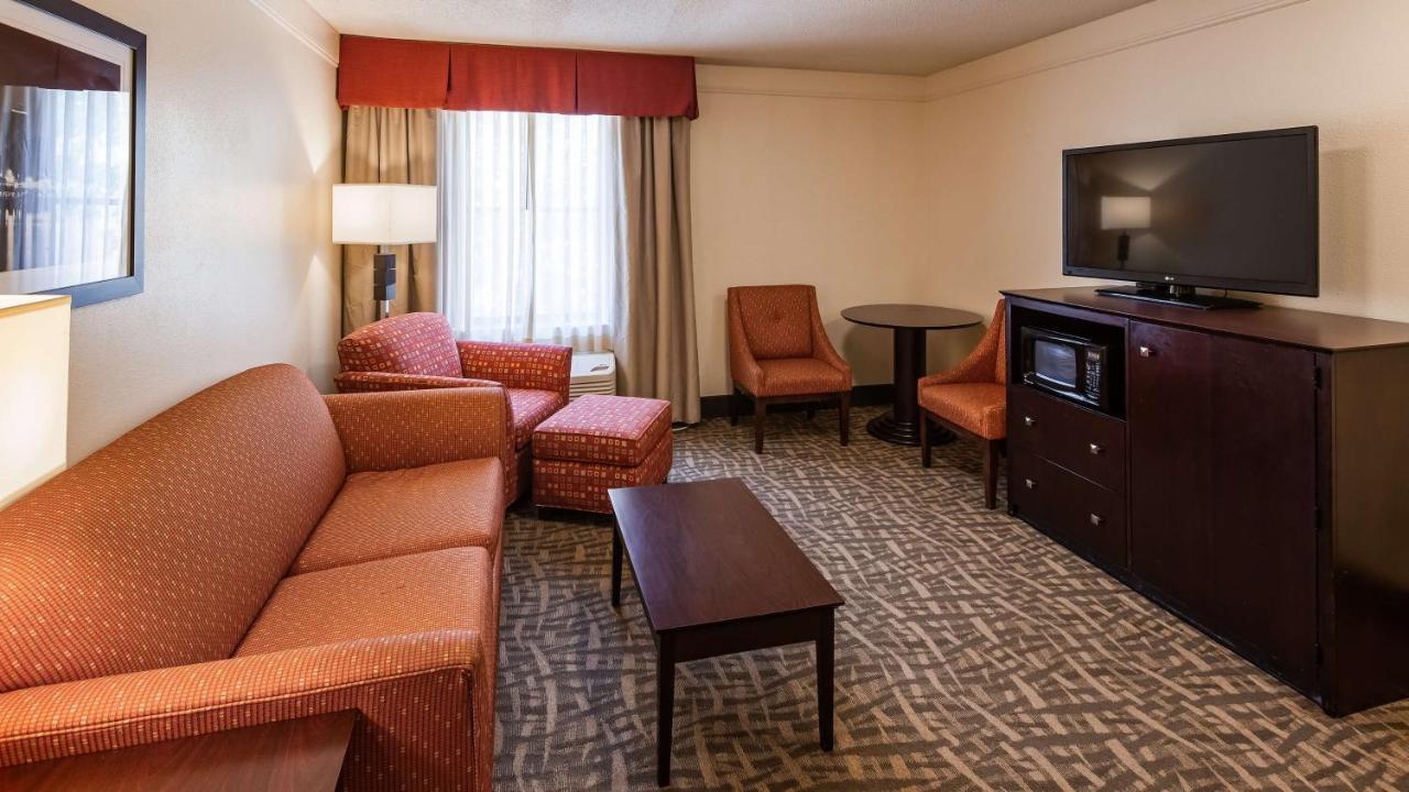Best Western Plus Peoria Exterior photo