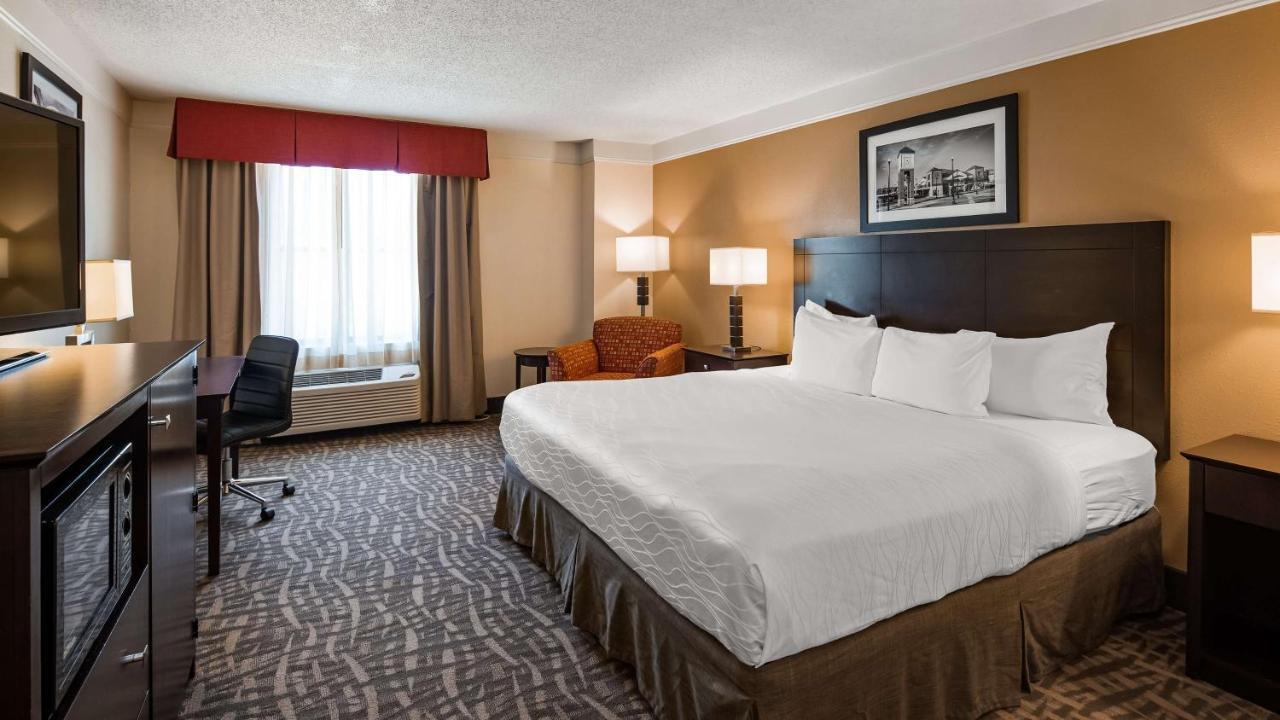 Best Western Plus Peoria Exterior photo