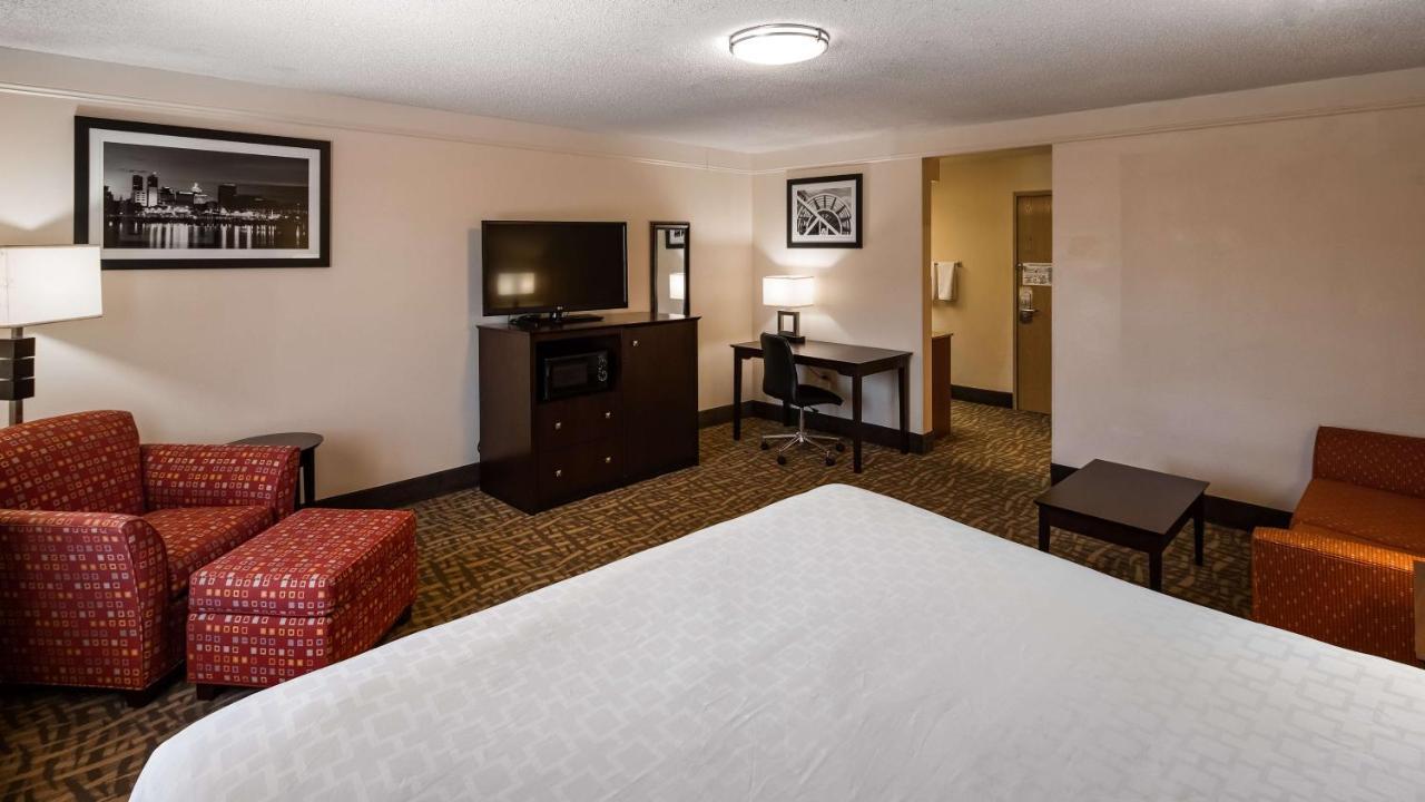 Best Western Plus Peoria Exterior photo