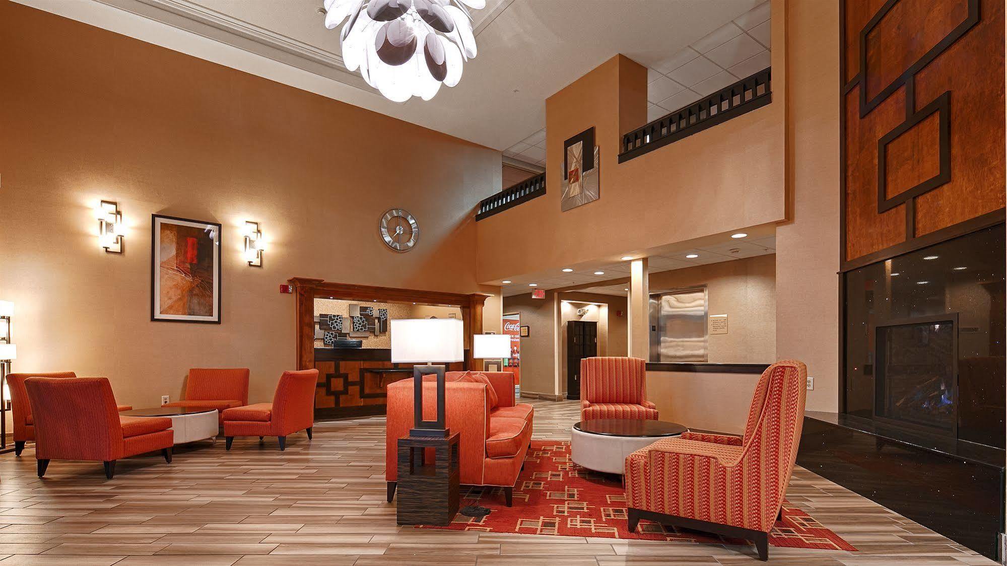 Best Western Plus Peoria Exterior photo